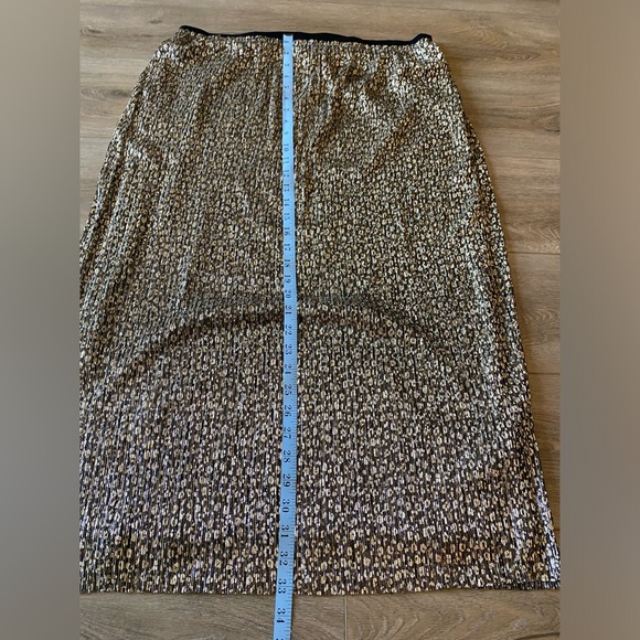 Maeve shimmer gold and black 16 skirt - Picture 9 of 12